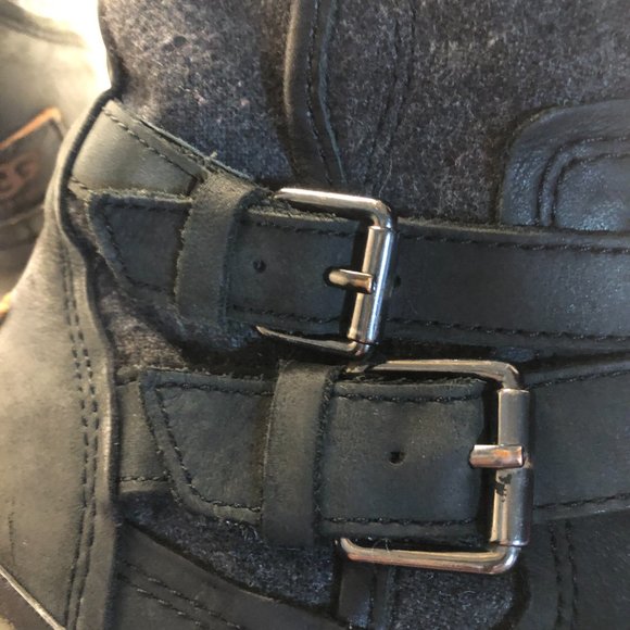 Ugg Australia Simmens Waterproof Ankle Booties - Picture 5 of 11